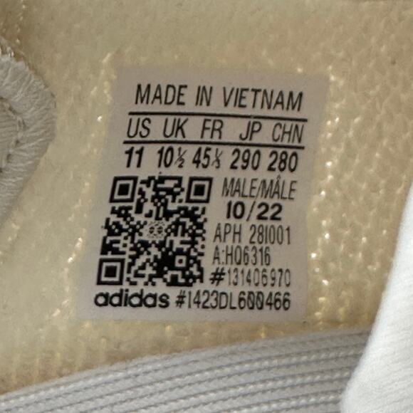 ADIDAS YEEZY 350 V2 Men's 11 Low Bone HQ6316 - Picture 9 of 9